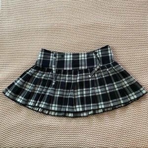 Black and white plaid mini skirt